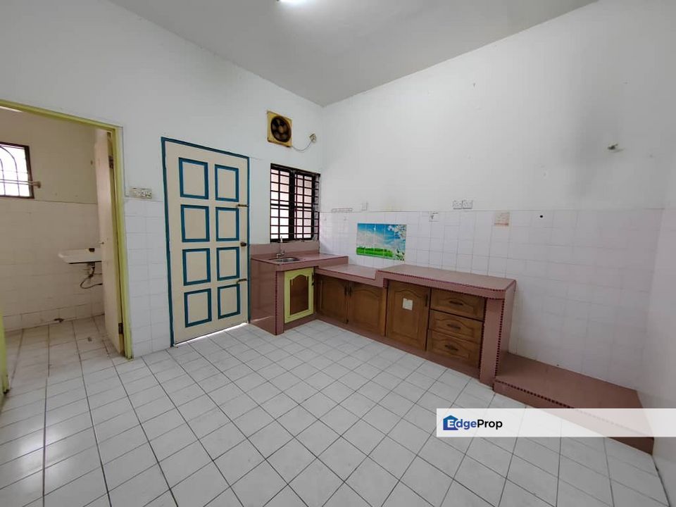 Kapar Tmn Jaya 2 Storey house , Selangor, Kapar 