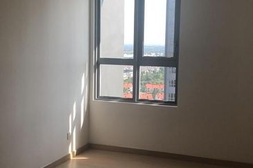 Gravit8 @ Klang South