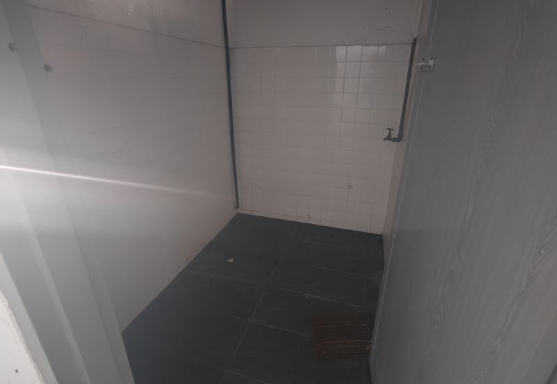 Teluk Pulai Commercial Center