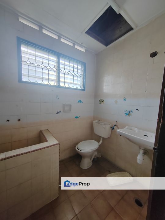 Taman Sri Andalas Semi D house 50 x 100, Selangor, Klang