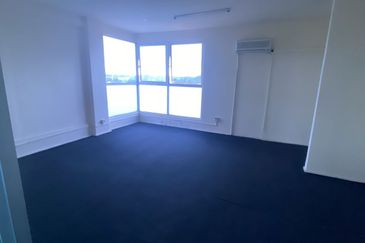 D' Kebun Commercial Centre Jln Kebun for sale