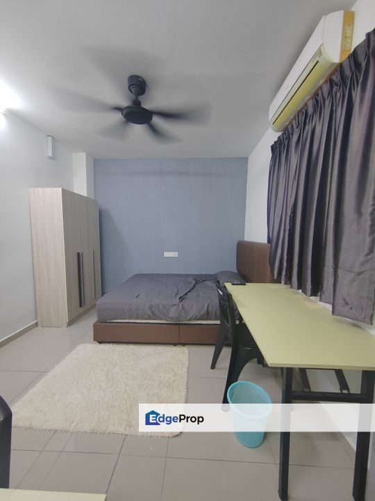 Female Room with Private bathroom for Rent, Selangor, Klang