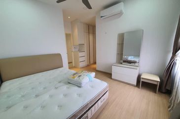 Adria Residence @ Gravit8