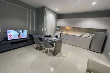 I Residence @ I City