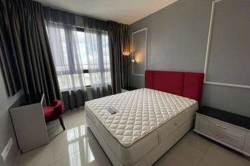 I Residence @ I City