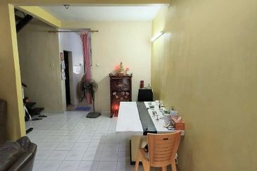 Taman Teluk Gedung Indah