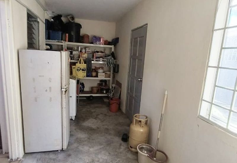 Taman Teluk Gedung Indah