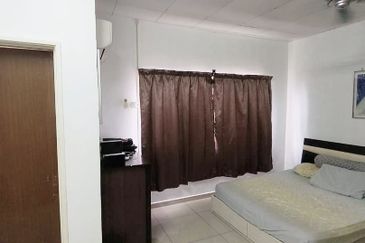 Taman Teluk Gedung Indah