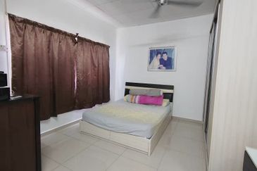 Taman Teluk Gedung Indah