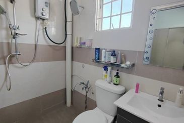 Taman Teluk Gedung Indah