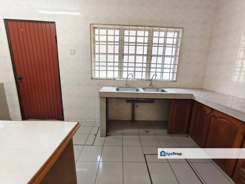 Taman Chi liung Klang 2 storey House for Rent, Selangor, Klang