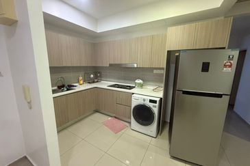 Gravit8 @ Klang South