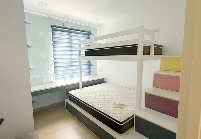 Gravit8 @ Klang South