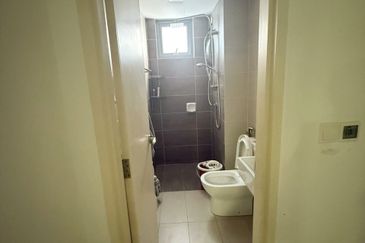 Gravit8 @ Klang South