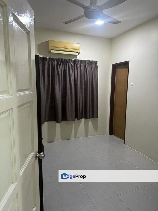 Taman Saujana Klang Semi D Renovation House for Sale, Selangor, Klang