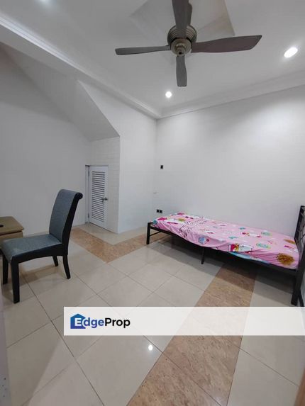 Klang Room Bayu Perdana , Selangor, Klang