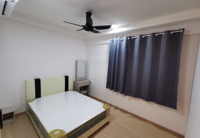 Gravit8 @ Klang South