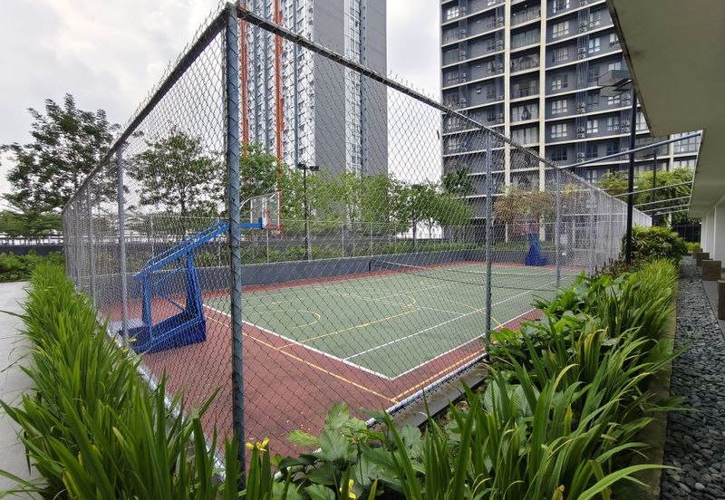 Gravit8 @ Klang South