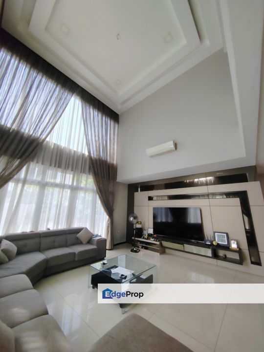 Bandar Parkland Klang Bungalow house with swimming pool for Rent, Selangor, Klang