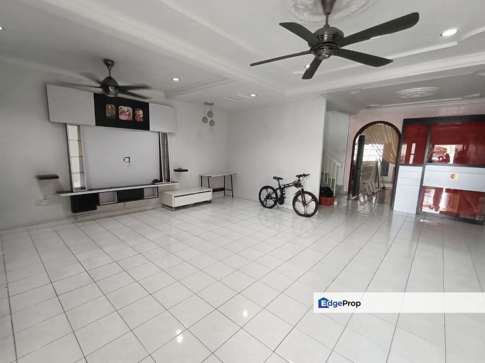 Taman Bayu Perdana Klang end lot house for Sale, Selangor, Klang