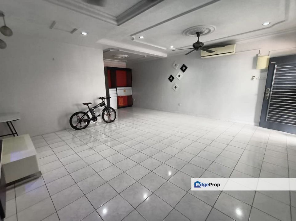 Taman Bayu Perdana Klang end lot house for Sale, Selangor, Klang