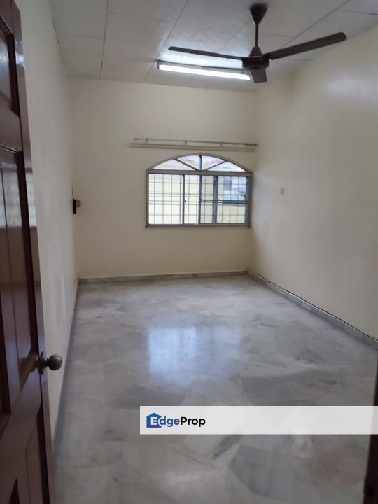 Teluk Pulai Klang Double Storey House for Rent 吧生直落玻璃屋子出租, Selangor, Klang