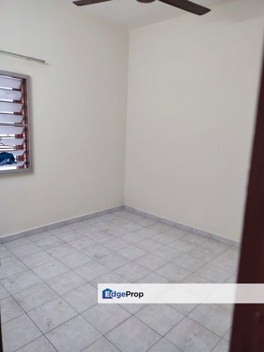 Teluk Pulai Klang Double Storey House for Rent 吧生直落玻璃屋子出租, Selangor, Klang