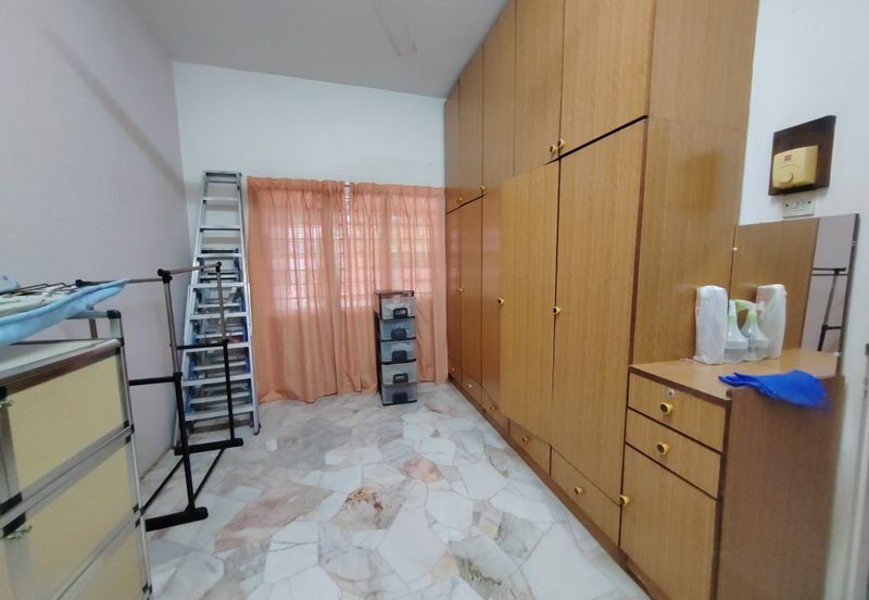 Port Klang (Pelabuhan Klang)