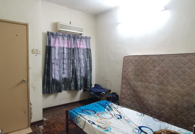 Taman Teluk Gedung Indah