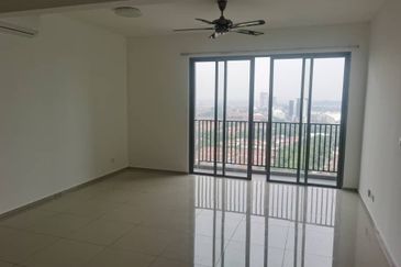 Gravit8 @ Klang South