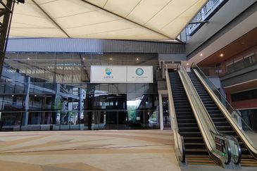 Gravit8 @ Klang South