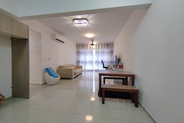 Gravit8 @ Klang South