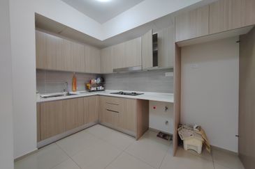 Gravit8 @ Klang South