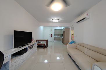 Gravit8 @ Klang South