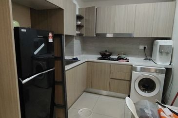 Gravit8 @ Klang South