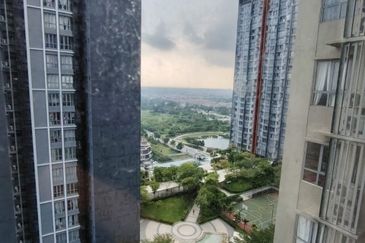 Gravit8 @ Klang South