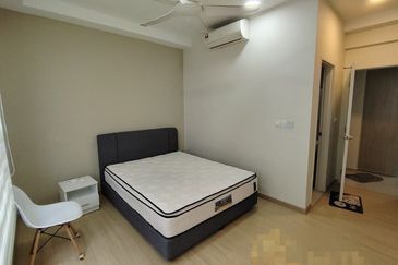 Gravit8 @ Klang South