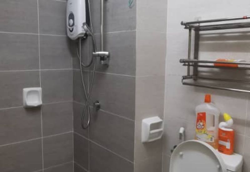 Gravit8 @ Klang South