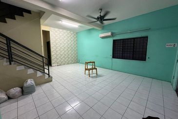 Pulau Indah ( Pulau Lumut )