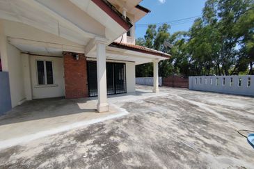 Pulau Indah ( Pulau Lumut )