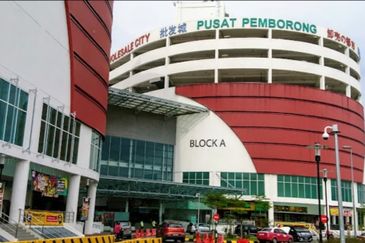 GM Klang Wholesale City