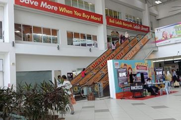 GM Klang Wholesale City