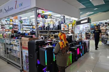 GM Klang Wholesale City