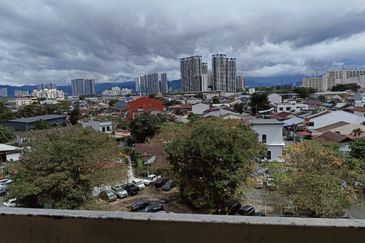 Sri Jinjang Apartment