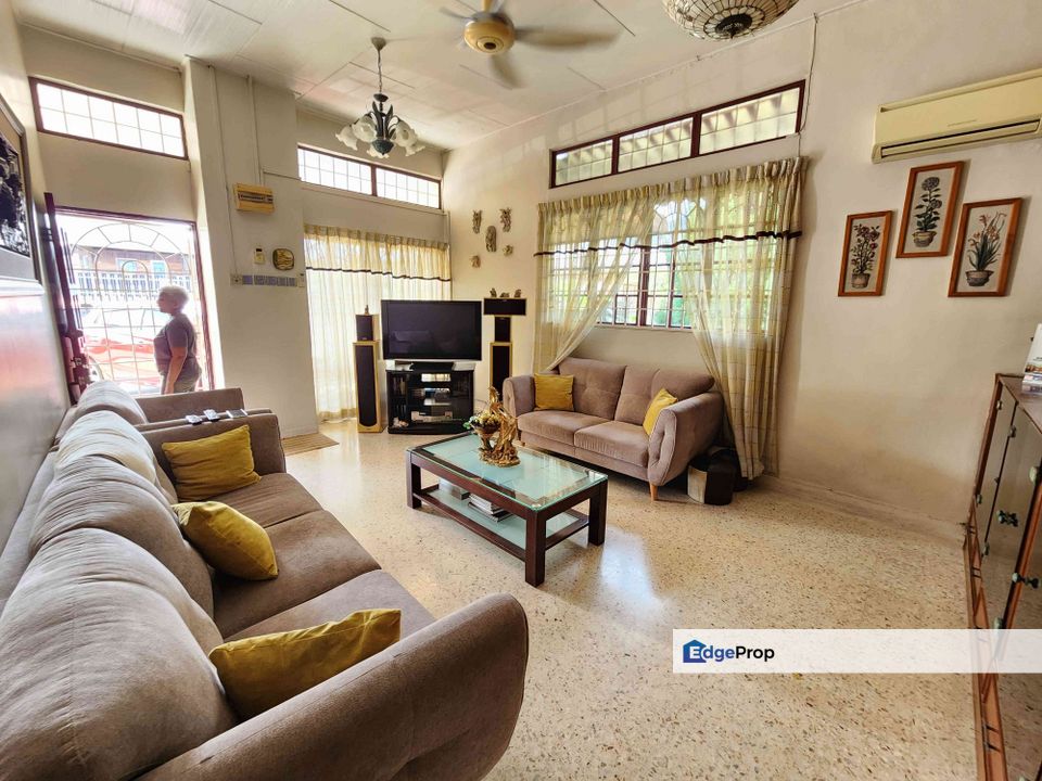 Kepong Taman Bukit Maluri For Sale 1 Storey End Lot 2700sqft Land, Kuala Lumpur, Kepong