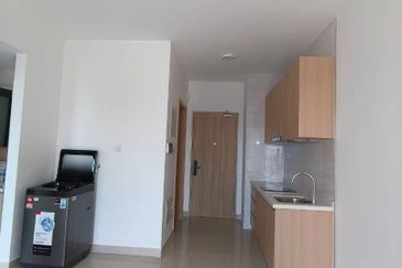 Aradia Residence @ Lake City