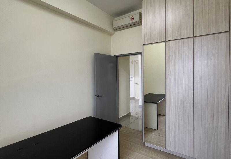 Lakeville Residences