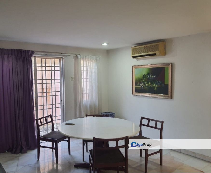 SS 14 Double Story Semi-D For Sale Well Kept Unit, Selangor, Subang Jaya