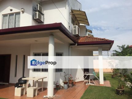 SS 14 Double Story Semi-D For Sale Well Kept Unit, Selangor, Subang Jaya