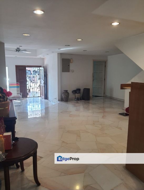 SS 14 Double Story Semi-D For Sale Well Kept Unit, Selangor, Subang Jaya